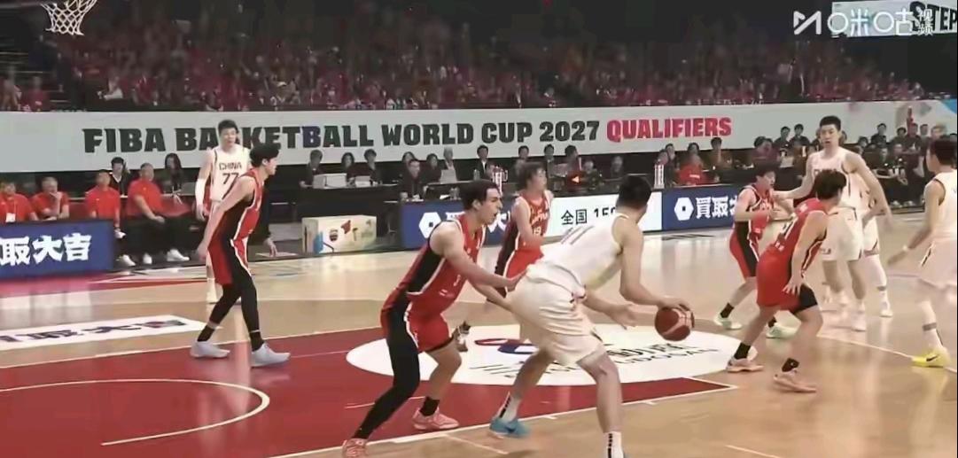 赵继伟得9.0分，是第三节逆转核心。替补出场连续两记三分扭转局势，全场正负值+2