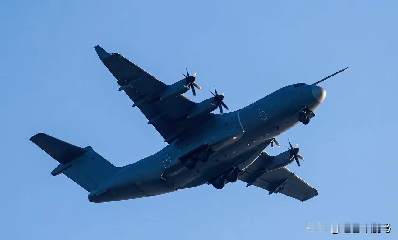 新中运进度飞快！
四发六桨（待观察，应有升级型号）；
翼尖小翼是新的设计理念，可