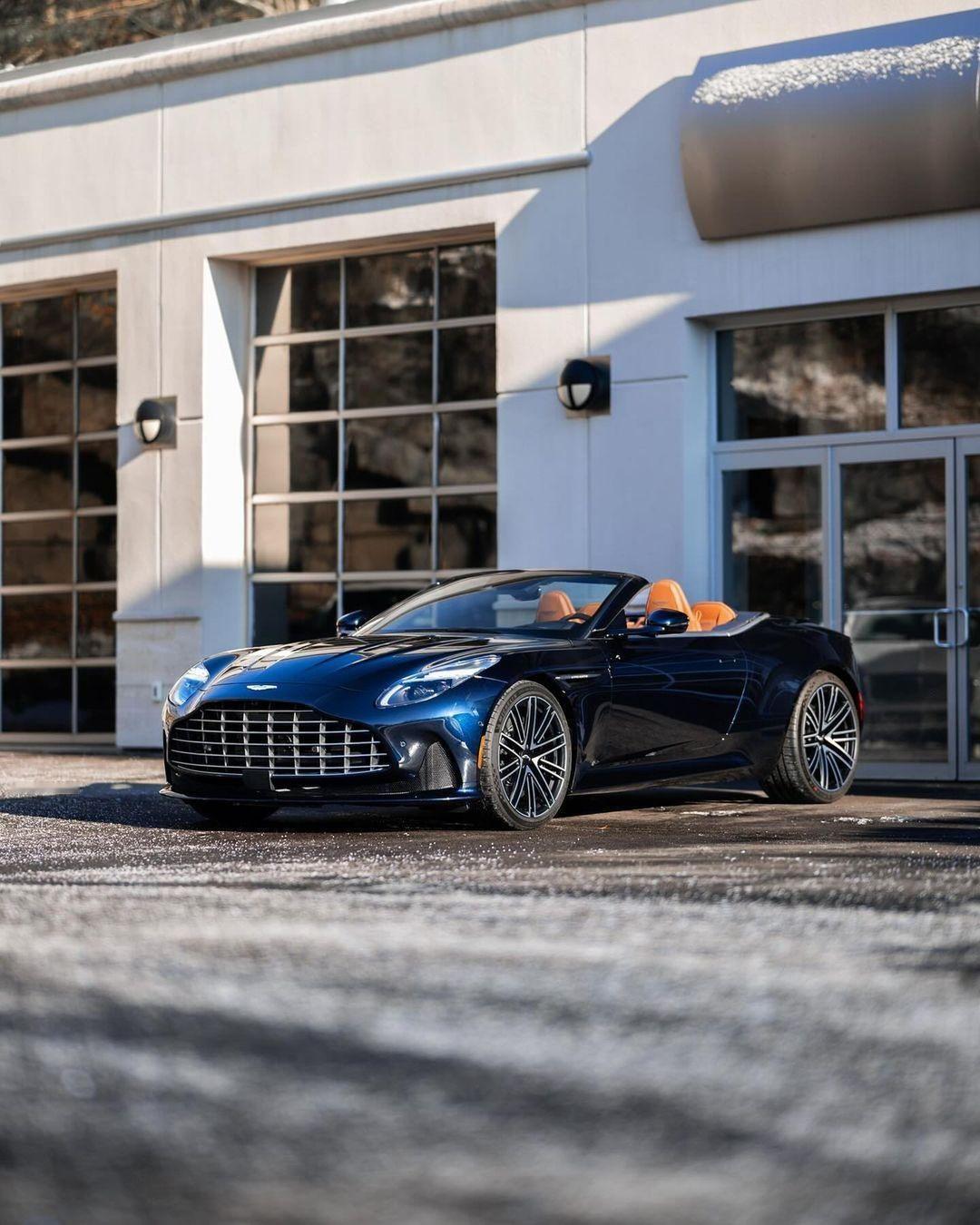 阿斯顿·马丁 DB12 Volante ​​​