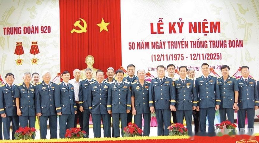 2025年11月12日，越南空军军官学院第920团在林同省Phan Thiết藩