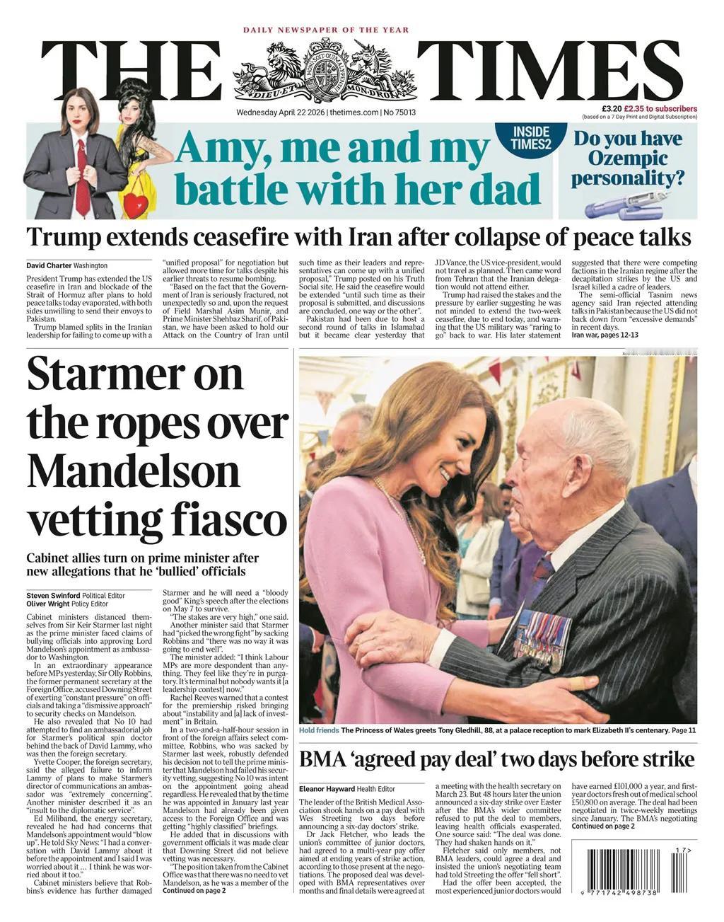 据《泰晤士报》报道，英国政府内阁部长们认为，前英国外交部门高级官员奥利·罗宾斯爵