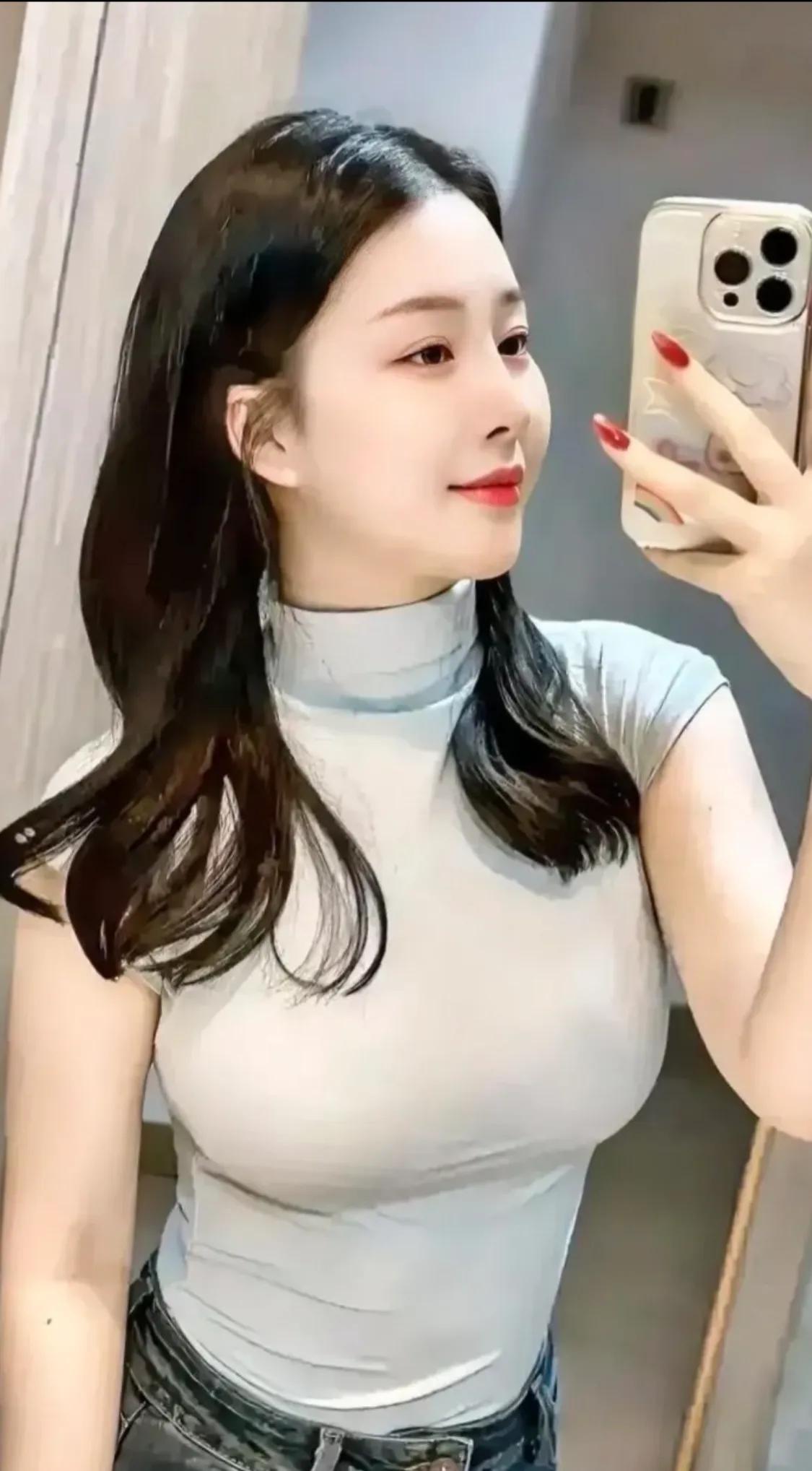 那个隔着屏幕都能逗笑你的人，你还记得他的名字吗？
如今再也看不见，靠不近，摸不到