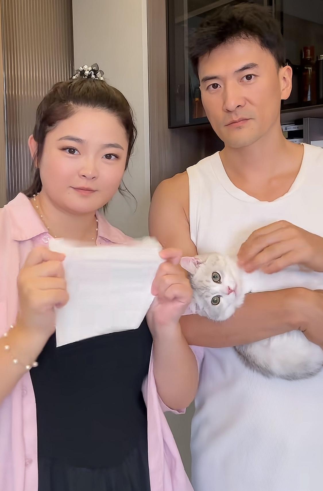 何洁前夫赫子铭与现任老婆