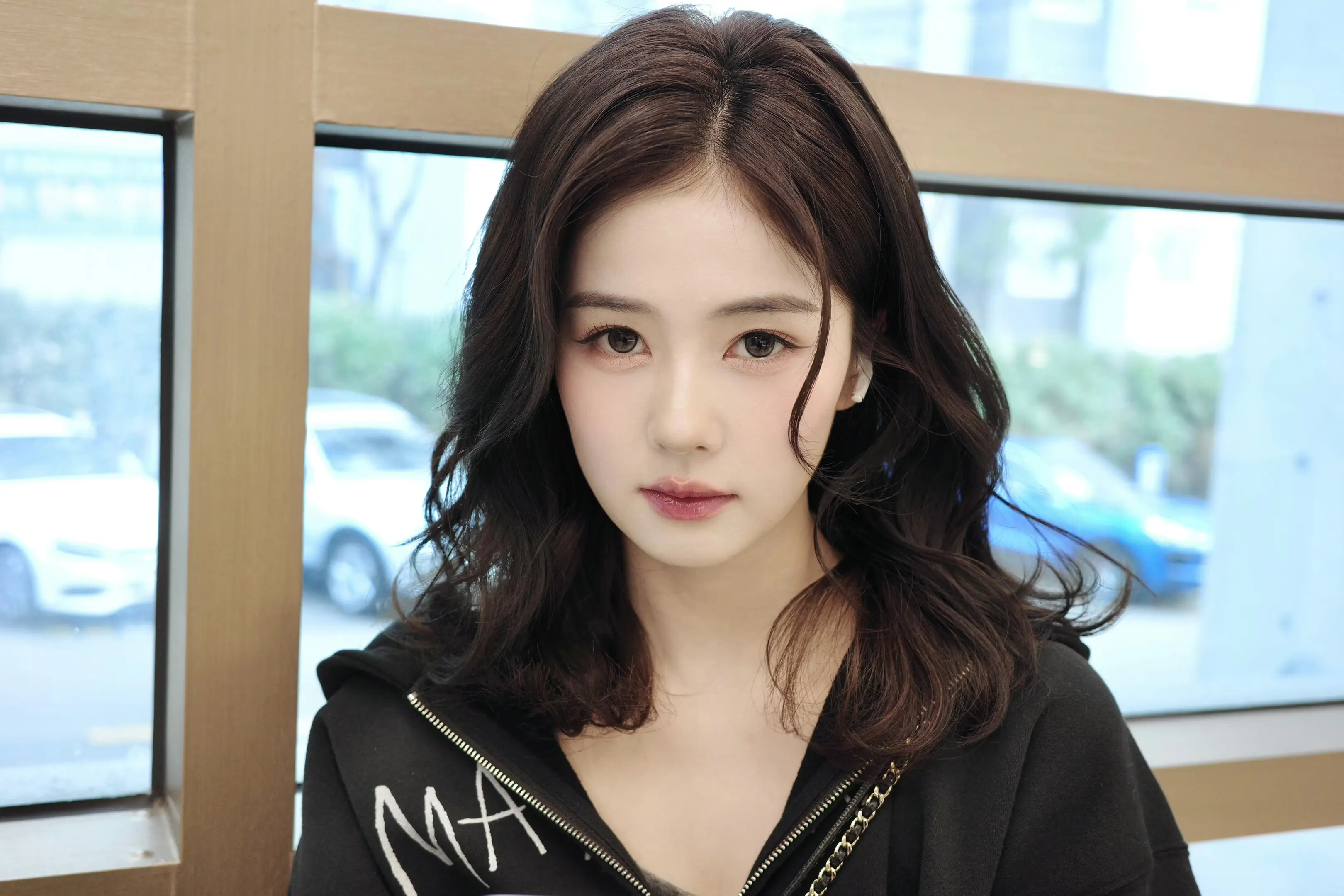 你们不觉得白鹿很善良吗。怕粉丝p图太累直接就长成这样了