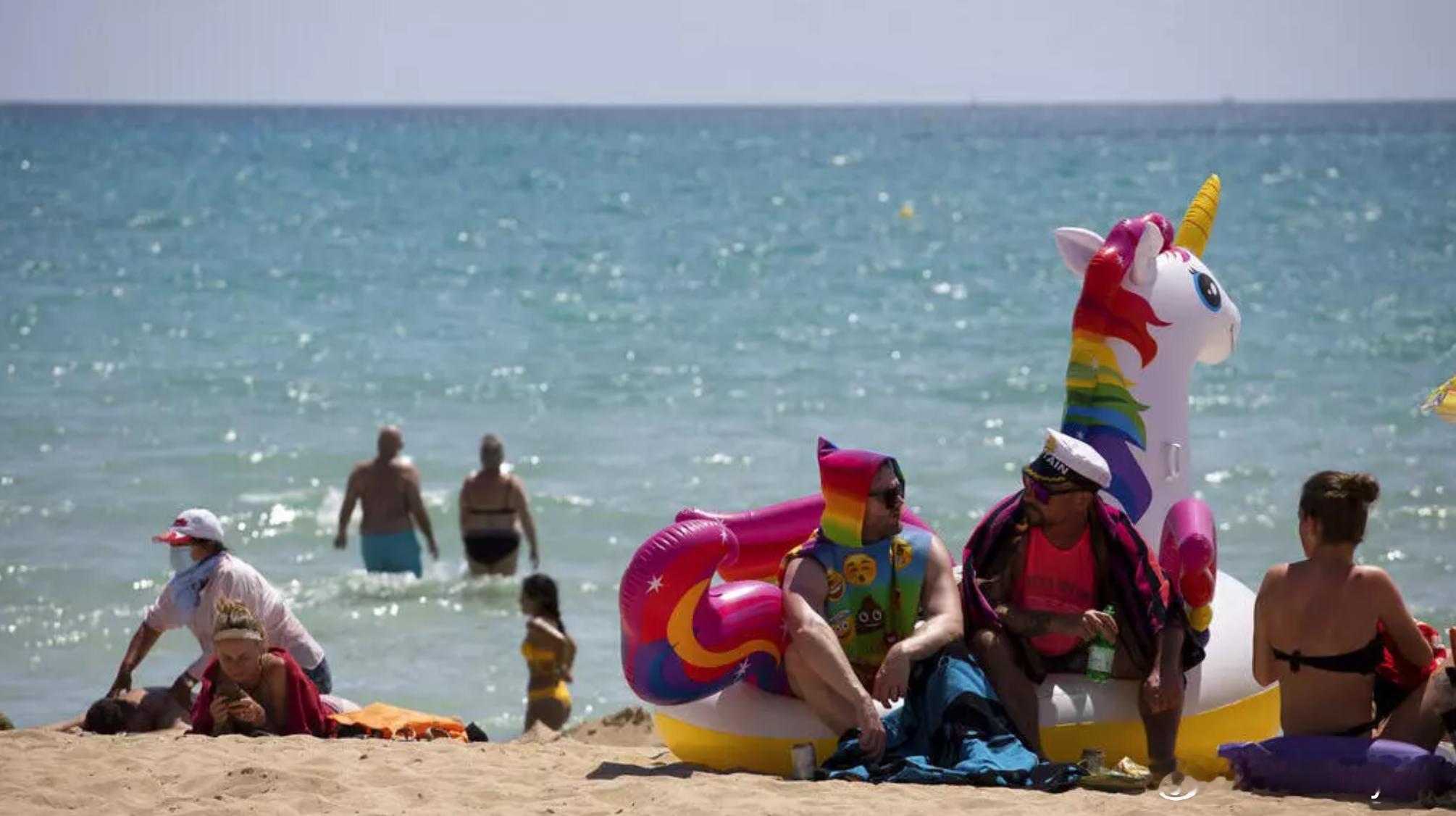 西班牙警方解救15名遭性奴役的中国女性 14名涉案人员被捕海外新鲜事 西班牙警方