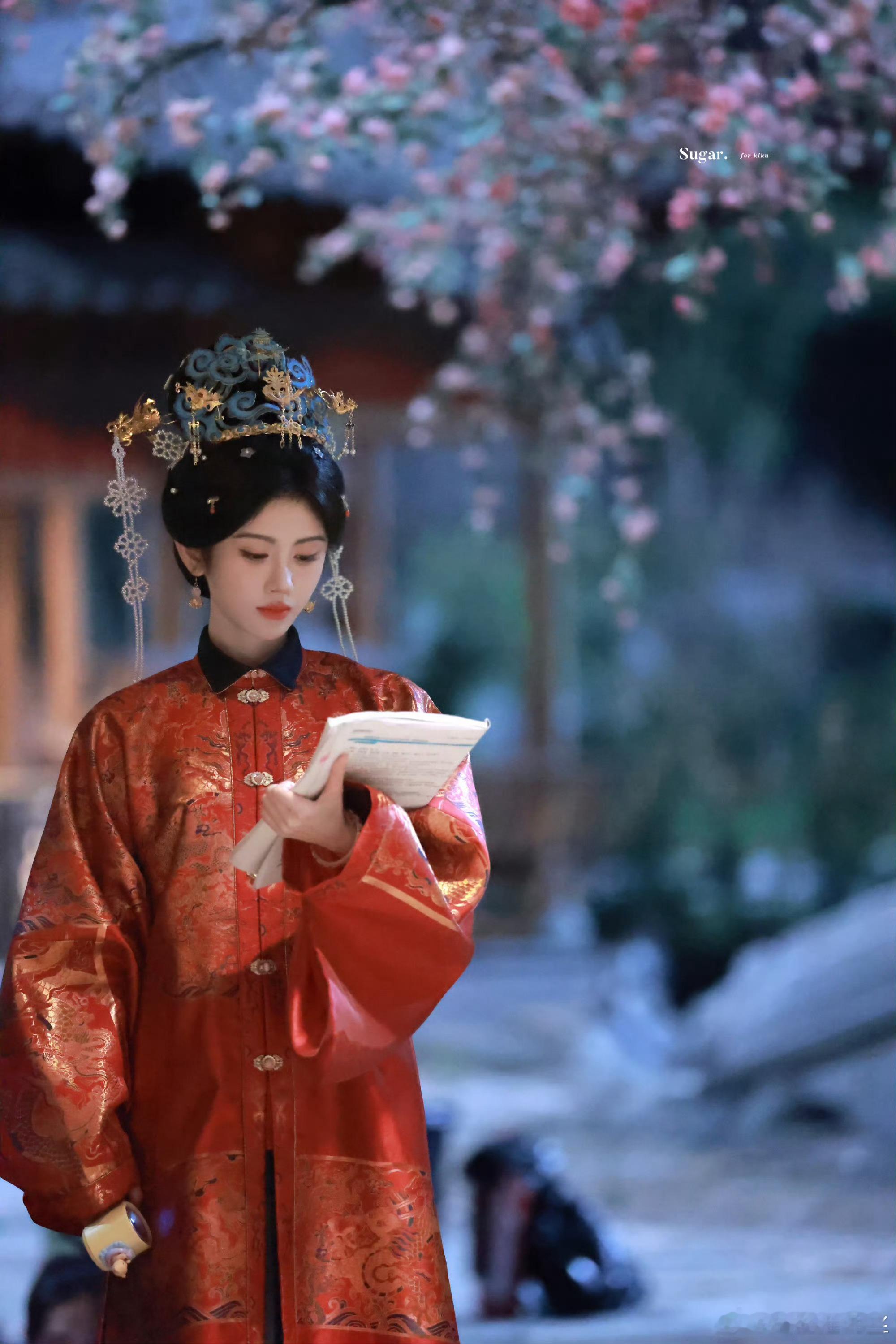 鞠婧祎 jjy鞠婧祎万花世界 jjy鞠婧祎苏绿夏 “唯有你的光辉,能像漫过山岭的