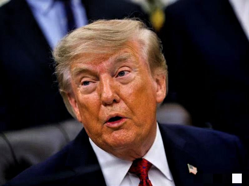 荒诞病态！美国已沉迷于改名的荒诞剧本里！

中国新闻网援引英国《卫报》的报道，9