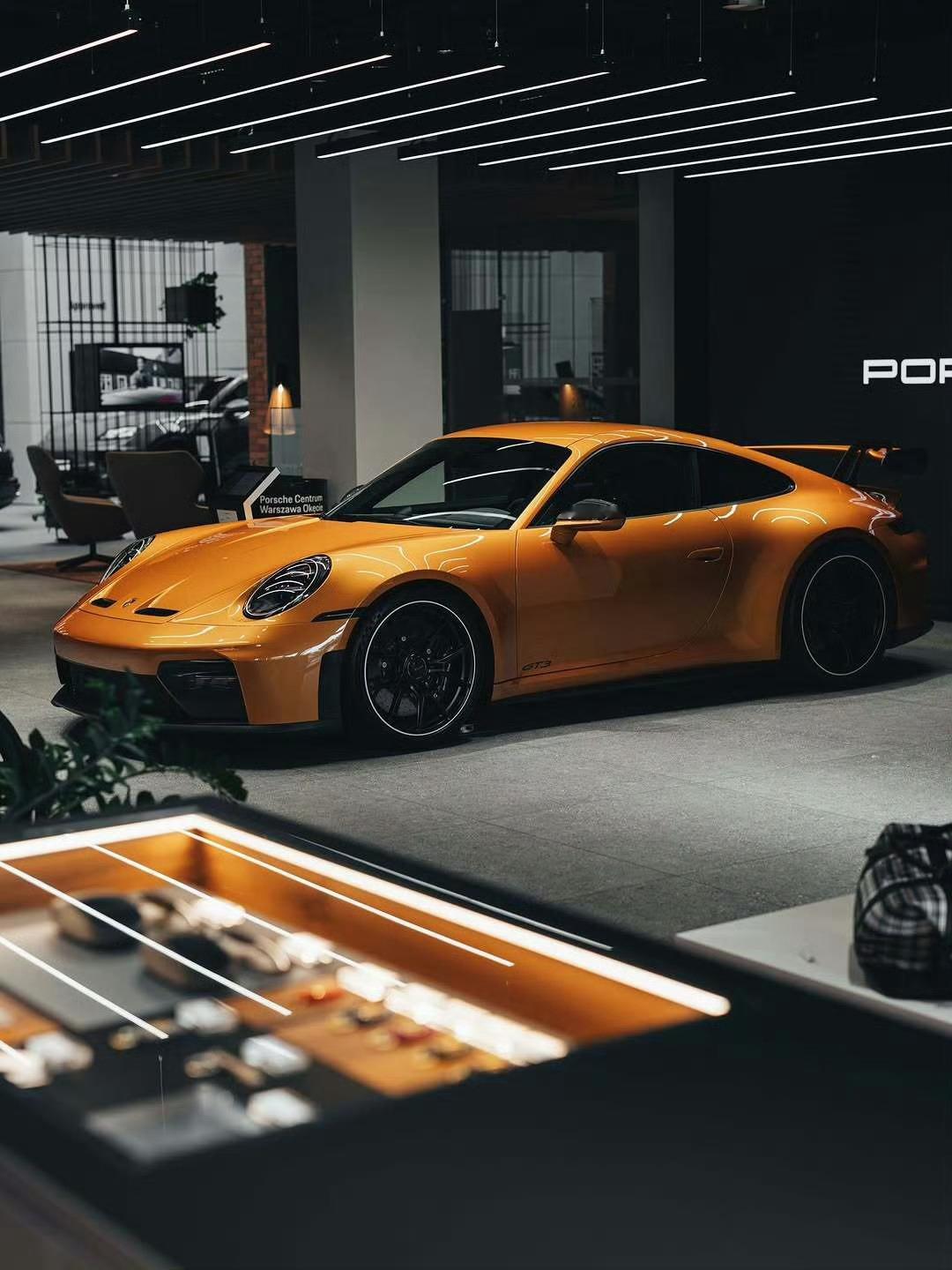 Porsche 911 GT3 北欧金 ​​​