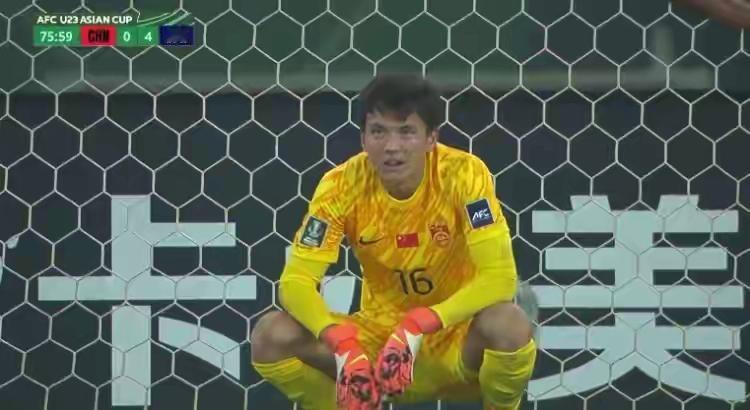 比赛第八十分钟，默默的关掉电视，这帮中国U23的孩子太让人心疼了！前五场比赛零失