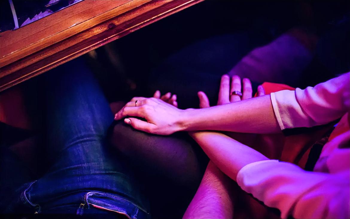 动了真感情，却无法在一起 ？记住这3句话

1、放下对方，也是放过自己。爱得越深