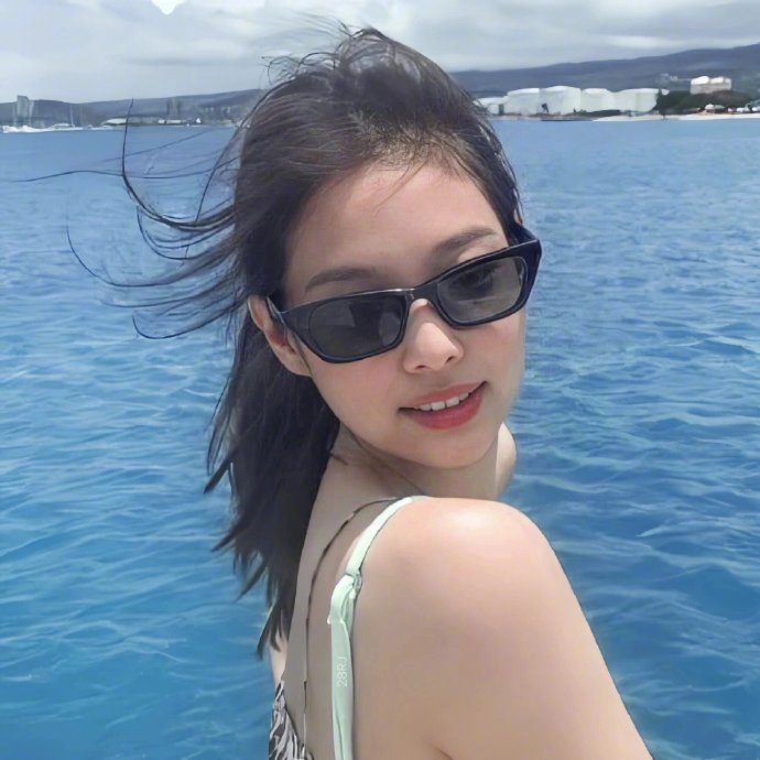Jennie 很美 