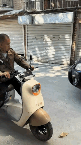 事了拂衣去，深藏功与名