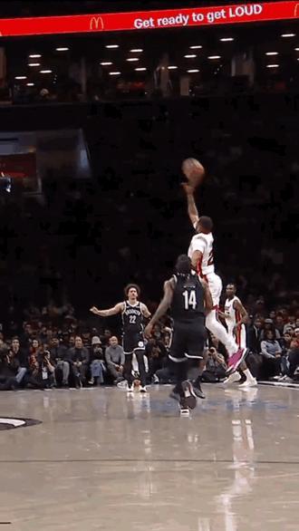 鲍威尔半场超级单手绝杀，热火胜篮网，这是今天的最佳进球了吗？不是，“大头”布伦森