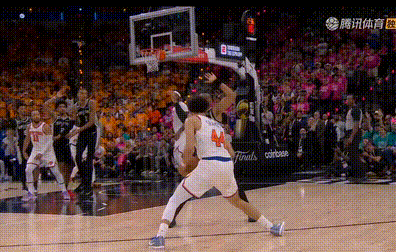 沙美特后撤步三分😯稳定替补火力尼克斯vs马刺NBA