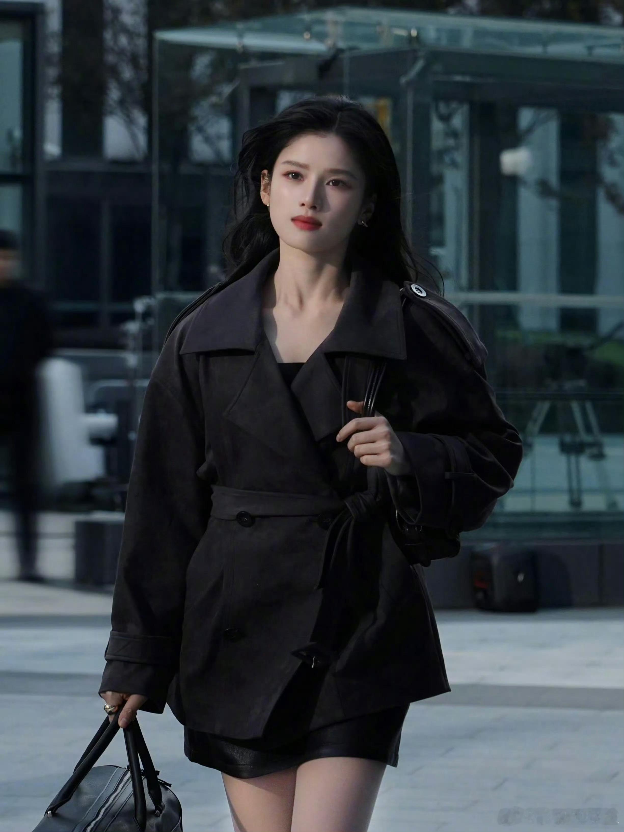 明开夜合小说《雾里青 》影视化，李现＋张婧仪。选角觉得如何？ 