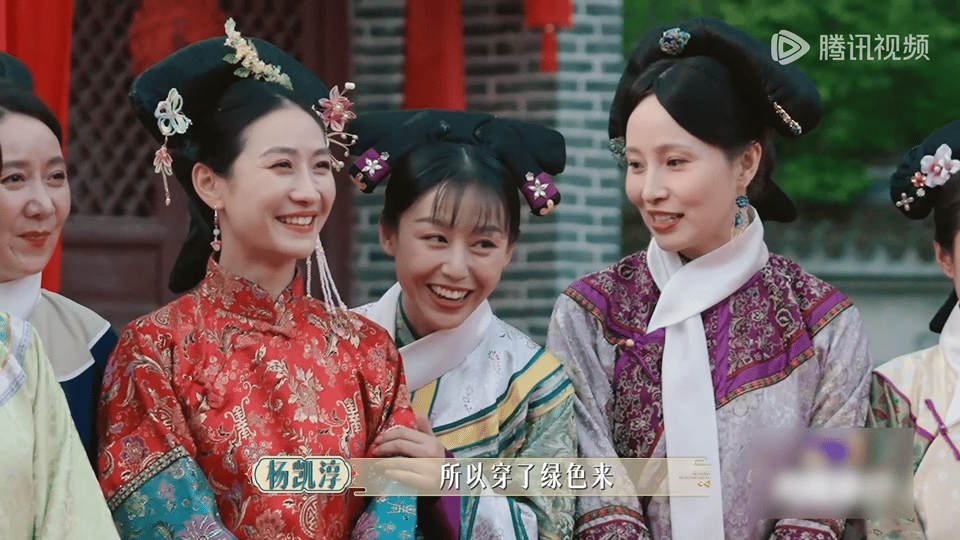 #三阿哥 打死没想到能参加你俩的婚礼#温太医的婚礼上，三阿哥现身，一整个亚麻呆住