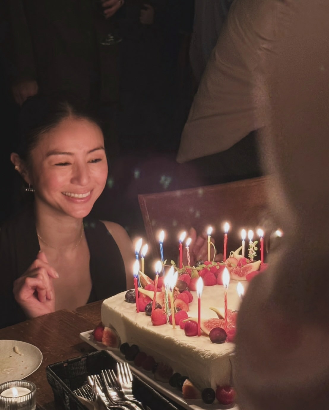 日娱新闻井川遥 井川遥7月2日ins。看到大家的笑容让我很开心，大家都自由地各抒