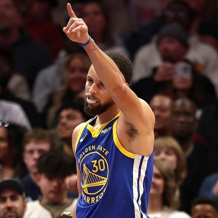 库里45次！NBA历史单节20+场次：1、库里 —— 45次2、科比 —— 36