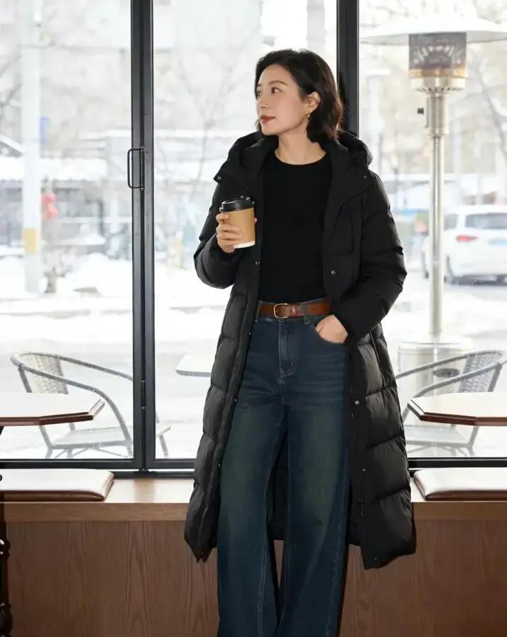 300块羽绒服穿一周就塌
 
上周给老妈买了件299的爆款，结果她跳广场舞回来整