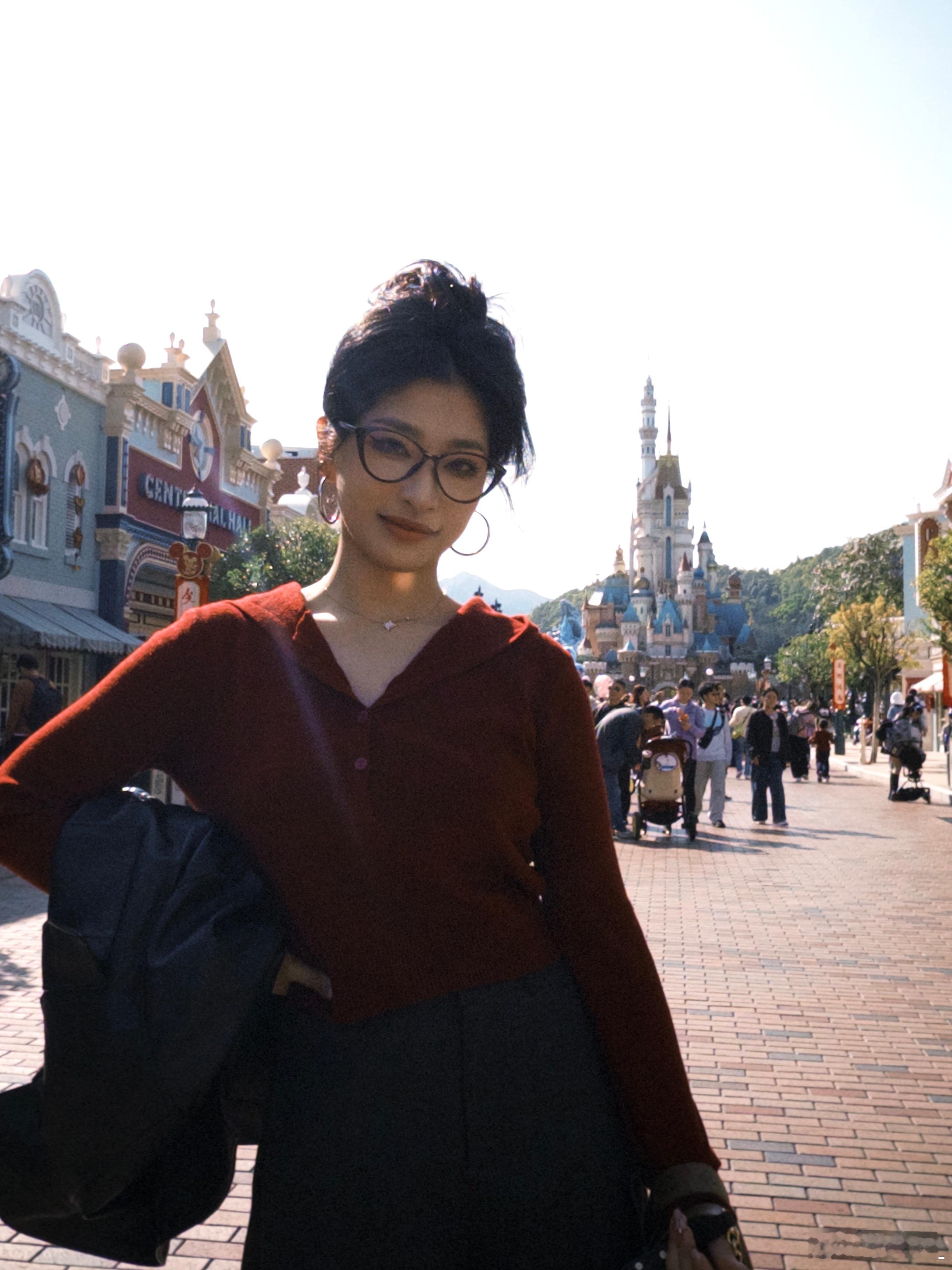 𝑫𝒊𝒔𝒏𝒆𝒚 𝒅𝒂𝒚🏰  