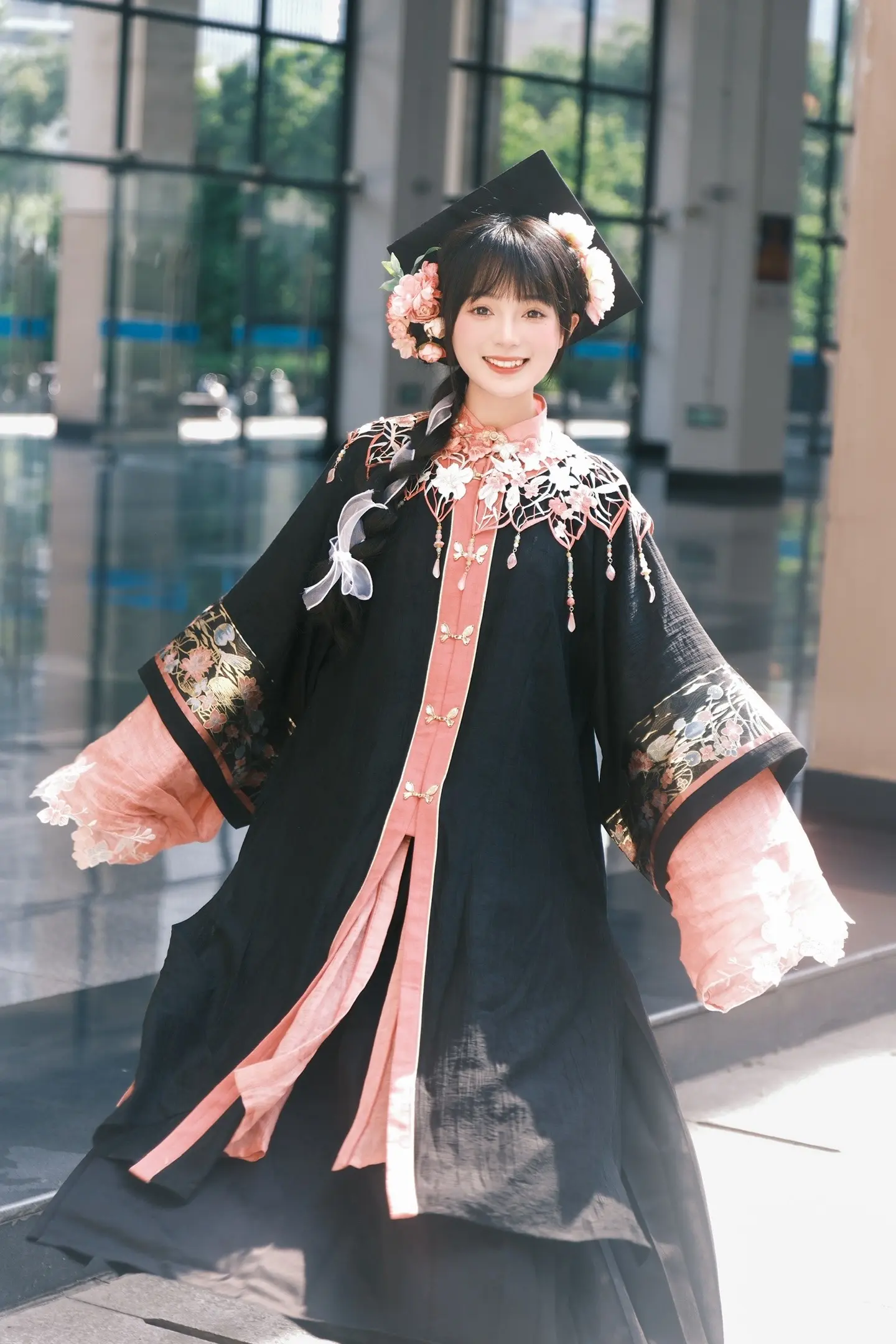 学士服配汉服！专属于中国女孩的浪漫