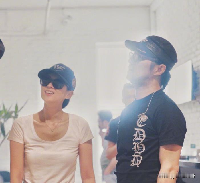 男人的嘴，骗人的鬼！
汪峰曾对章子怡说：我感觉到，你是我一生中唯一需要的那个人。