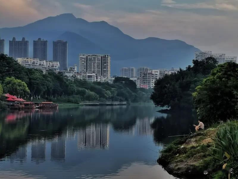 一个23岁的成都大学生，12月11日离开学校后就像人间蒸发，整整9天毫无踪迹。大