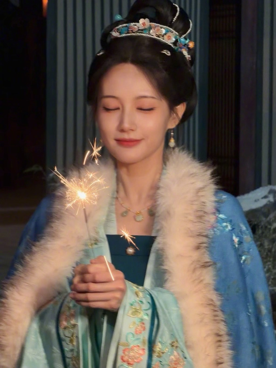 李一桐李一桐未签署任何影视AI授权李一桐回应影视AI授权 李一桐回应影视AI授权