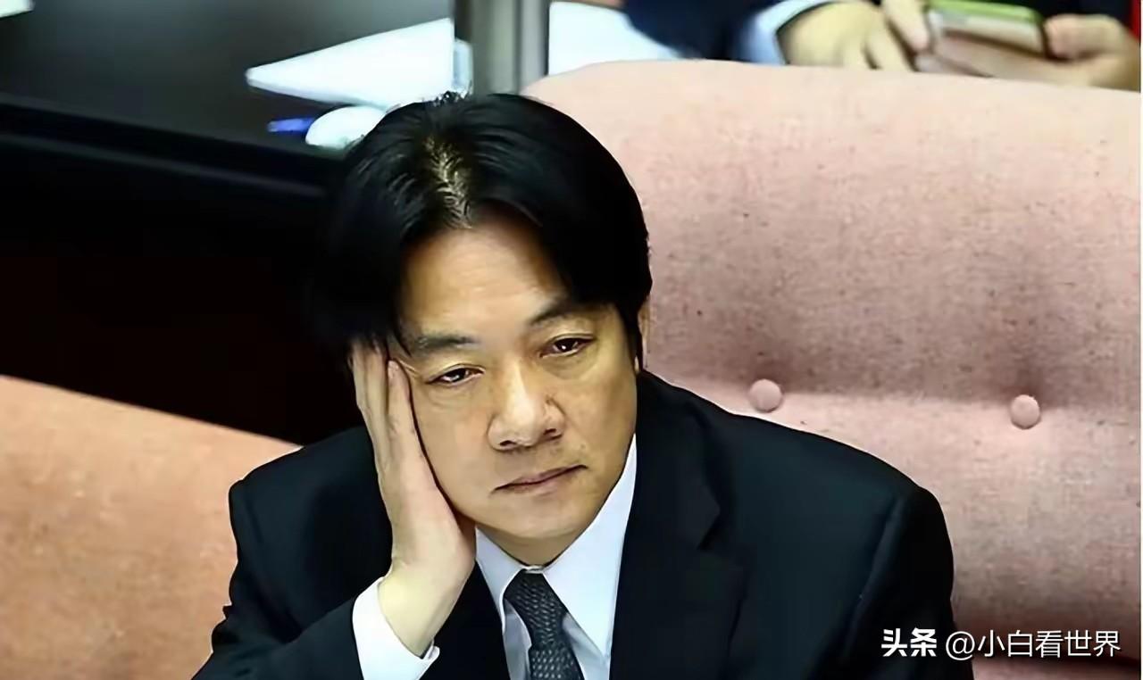 大陆没有宣战，没有封锁，只是在一份政府工作报告里换了一个字——"打击"替掉"反对