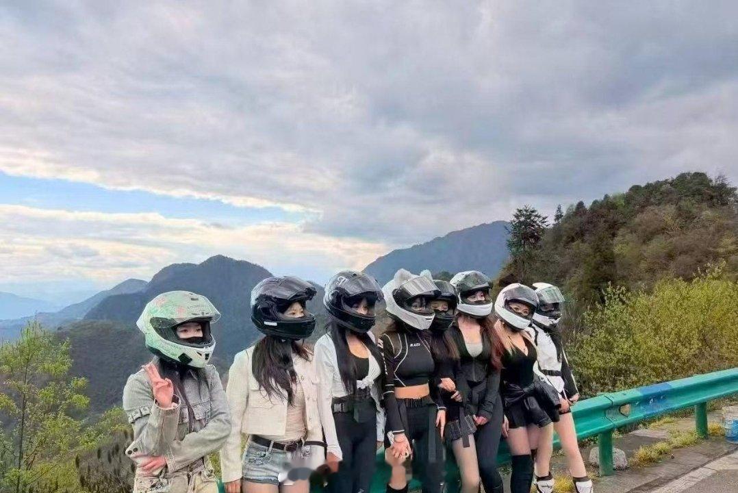 一群富家女，在线邀约，谁敢去？？？ 