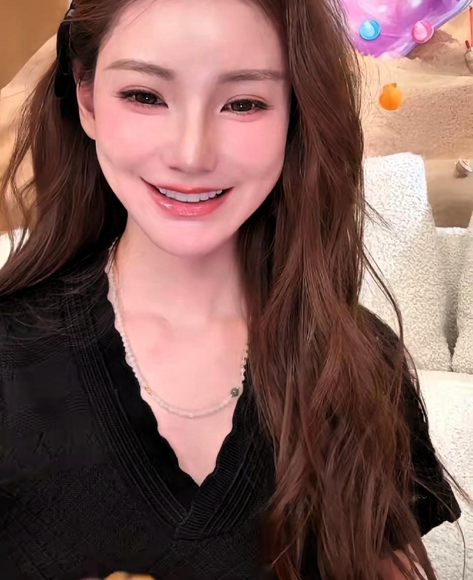 很多网友发现，只要舆论出现风波，马筱梅总能意外收获大量关注度，大家戏称张三又一次