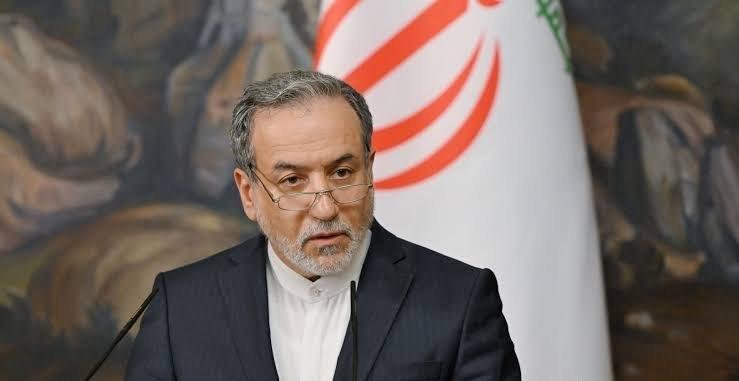 最新消息：

伊朗外长强烈谴责美国对委内瑞拉的军事侵略以及绑架马杜罗及其妻子的行