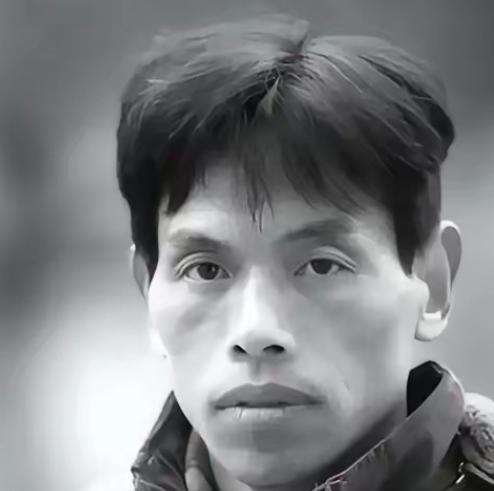 1999年，湖北一位23岁的小伙结婚后，“啃妻”10年，不打工，也不种田，分文未