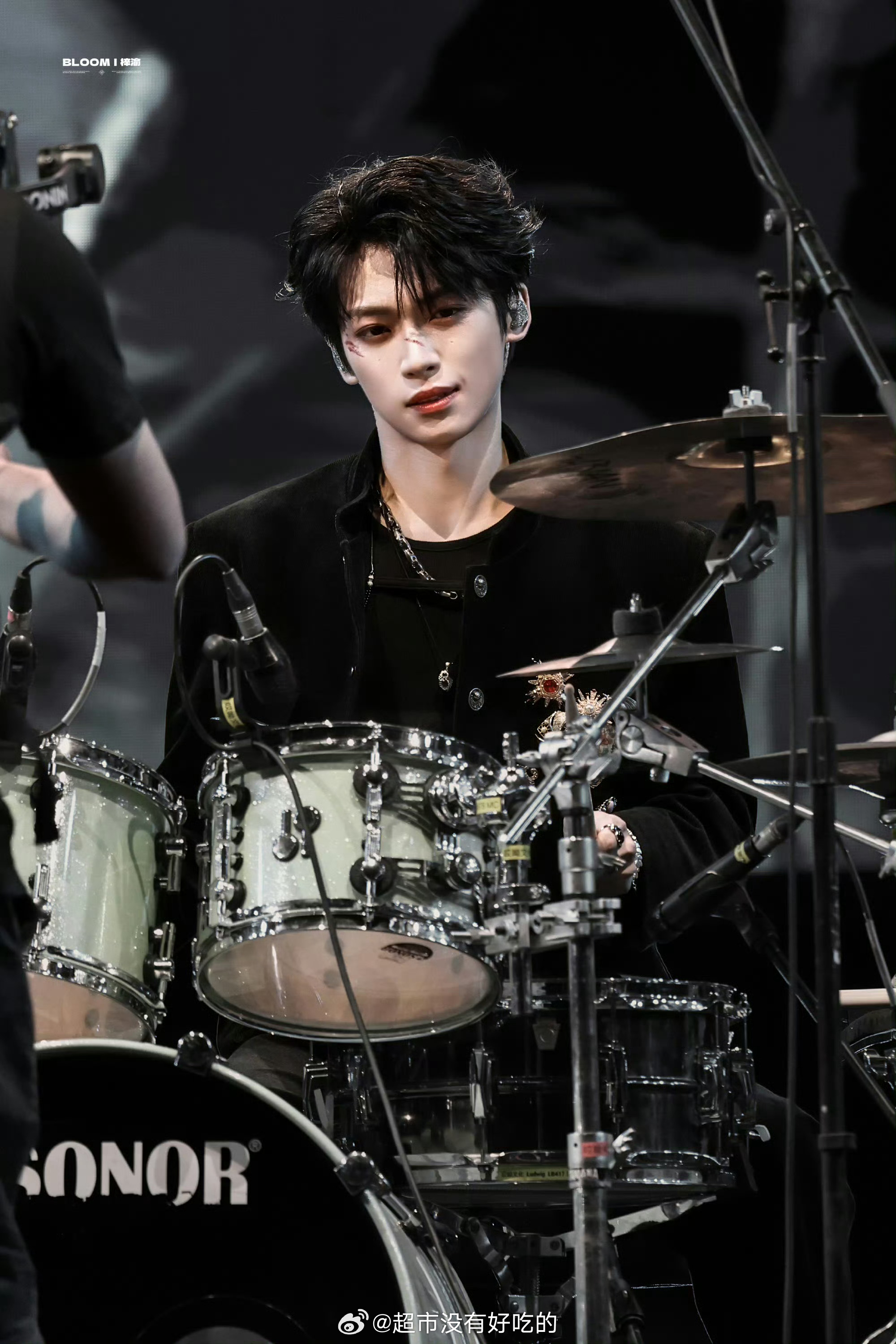 可以说是梓渝今晚的神图了 ​​​