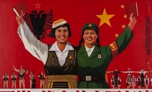 上世纪六七十年代，中阿迎来一段特殊友好交往时期，一批批来自中国的援助物资，跨越万