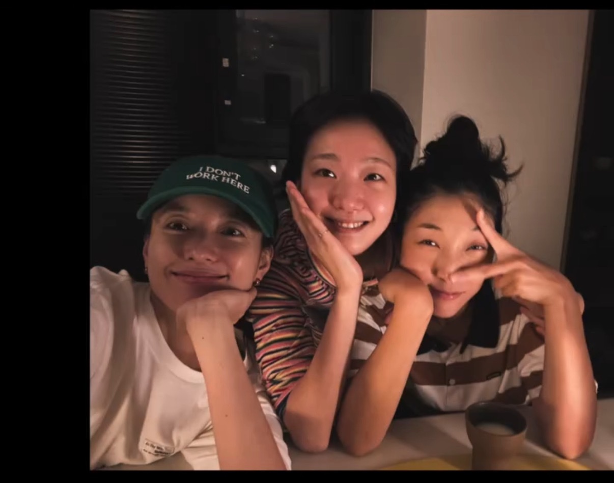 安藤樱 韩孝周 金高银合照