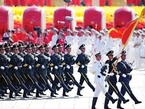 8月5日，法新社发文:“9月3日抗战胜利80周年阅兵将至，普京、塞尔维亚总统武契