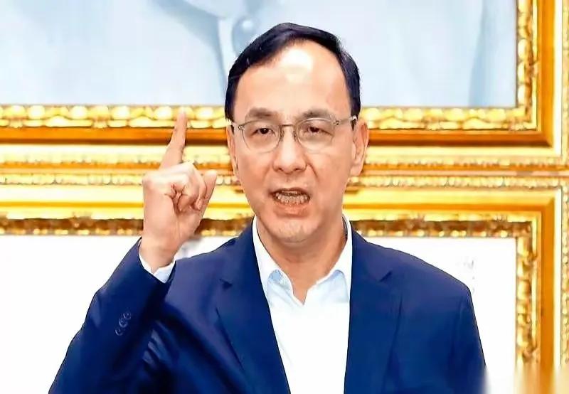 真狠啊。

7月7号国民党黄复兴办大会，洪秀柱、蒋万安、郑丽文这些党内有头有脸的