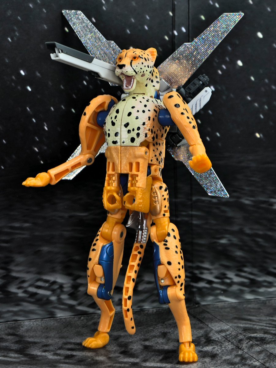 高木涉CV梗之黄豹勇士月光炮高达