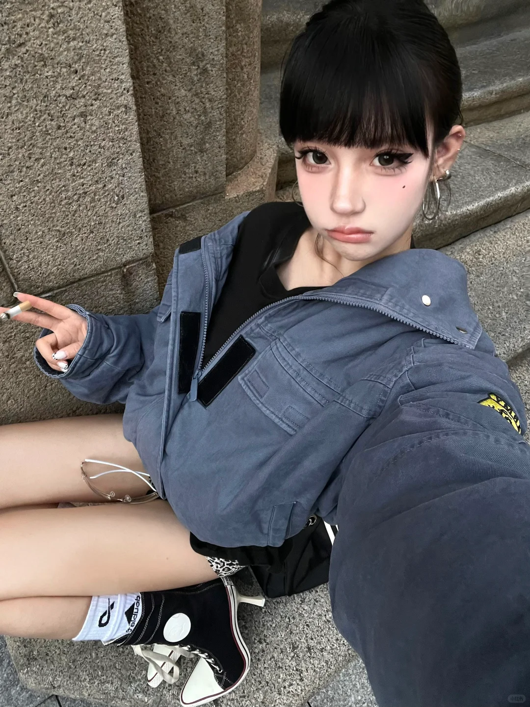 小帅一下🚬