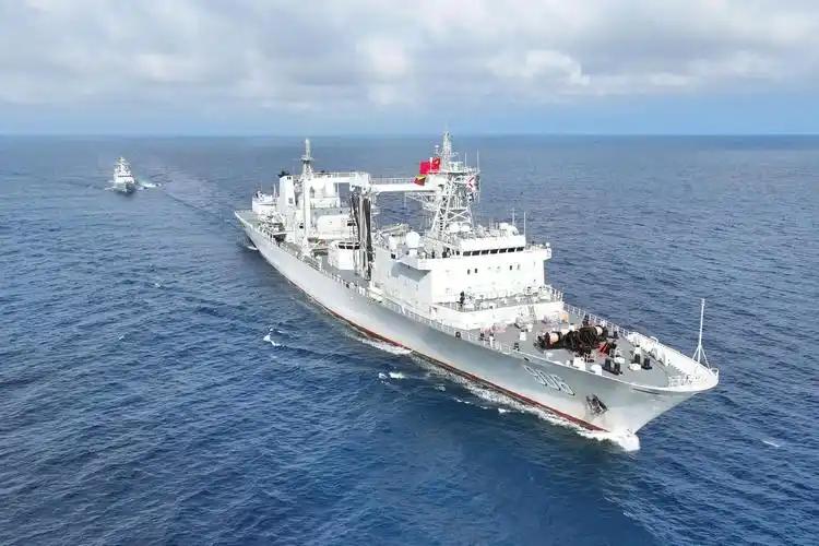 中国南海最大的硬伤：不是军舰不够，不是导弹不远，是老天爷不赏饭、天生没岛！

很