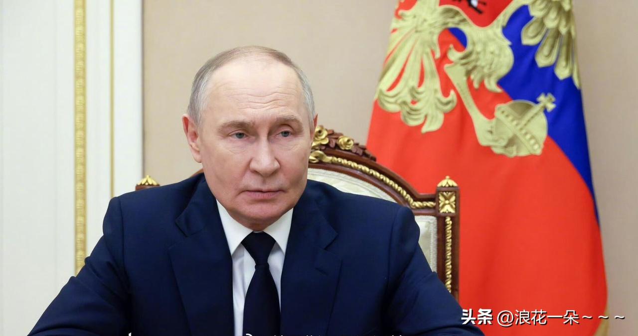 克宫：
普京就伊朗最高领袖哈梅内伊遇害表示哀悼！普京在悼词中称，