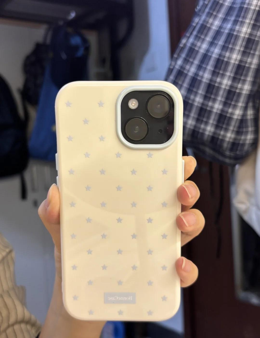 好喜欢我的小15壳
奶呼呼的好可爱！宝藏手机壳分享 iphone手机壳 苹果15