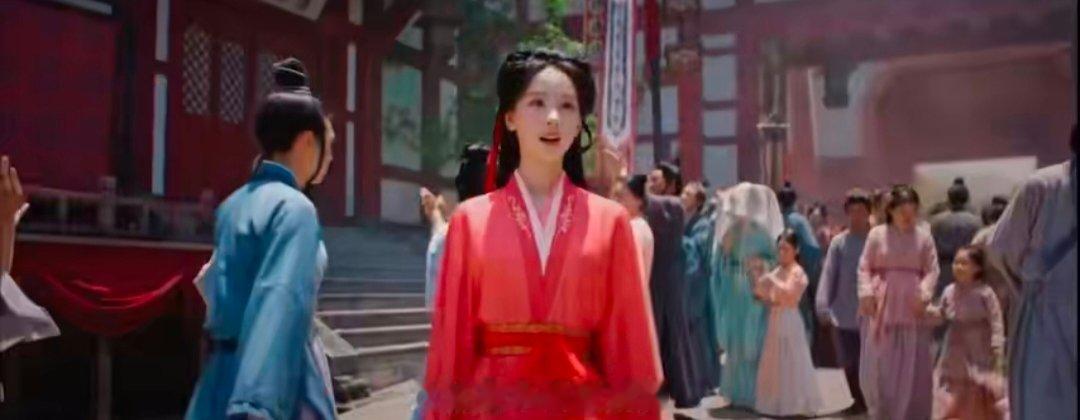 陈都灵角色查重率百分之零 陈都灵女性演员的魅力沉迷楚朝的人物魅力，跨马持枪尽显英