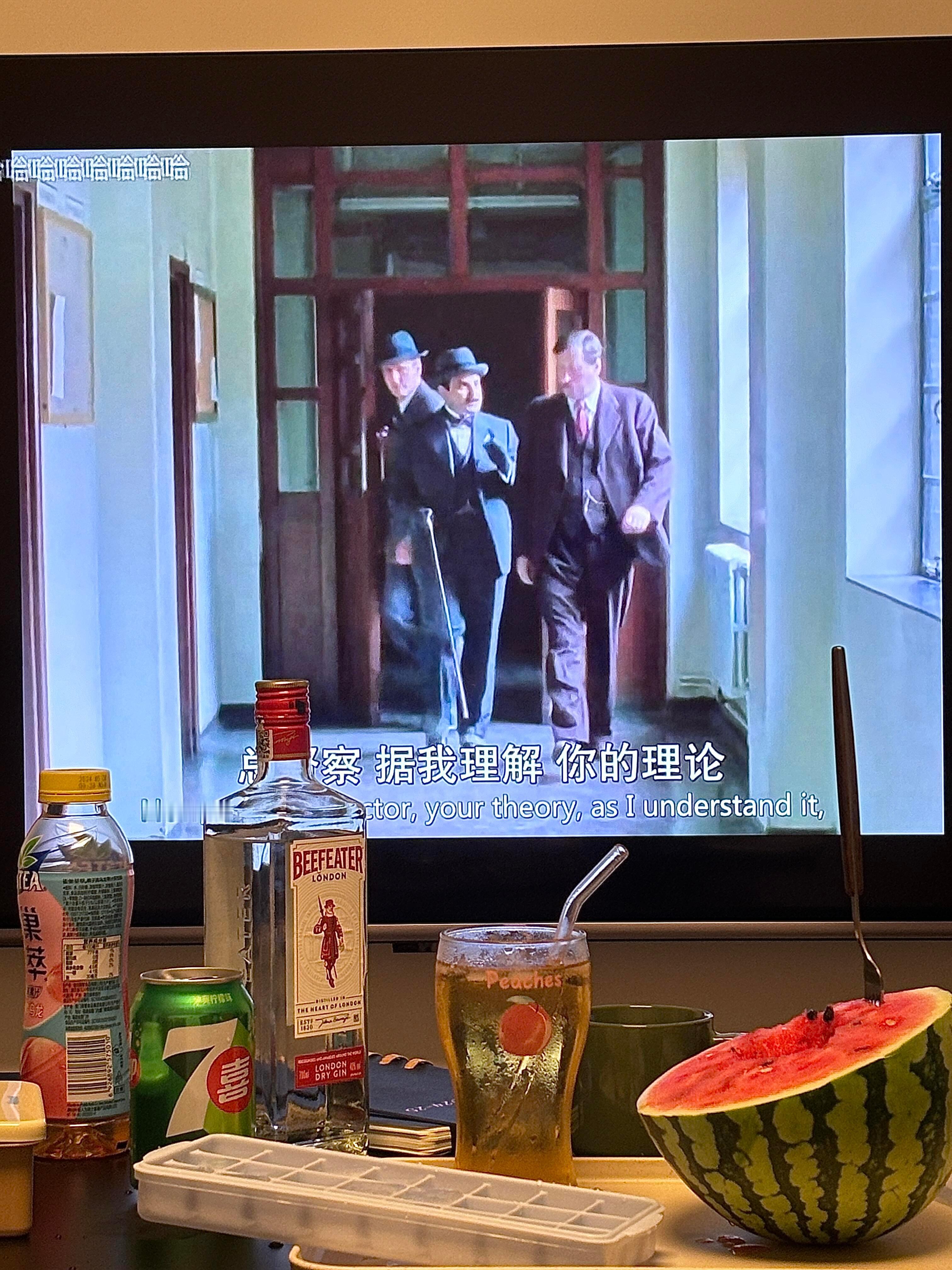 在家吃吃学学～早饭冰抹茶和简易沙拉下午出门跟朋友约下午茶聊天 ​​​