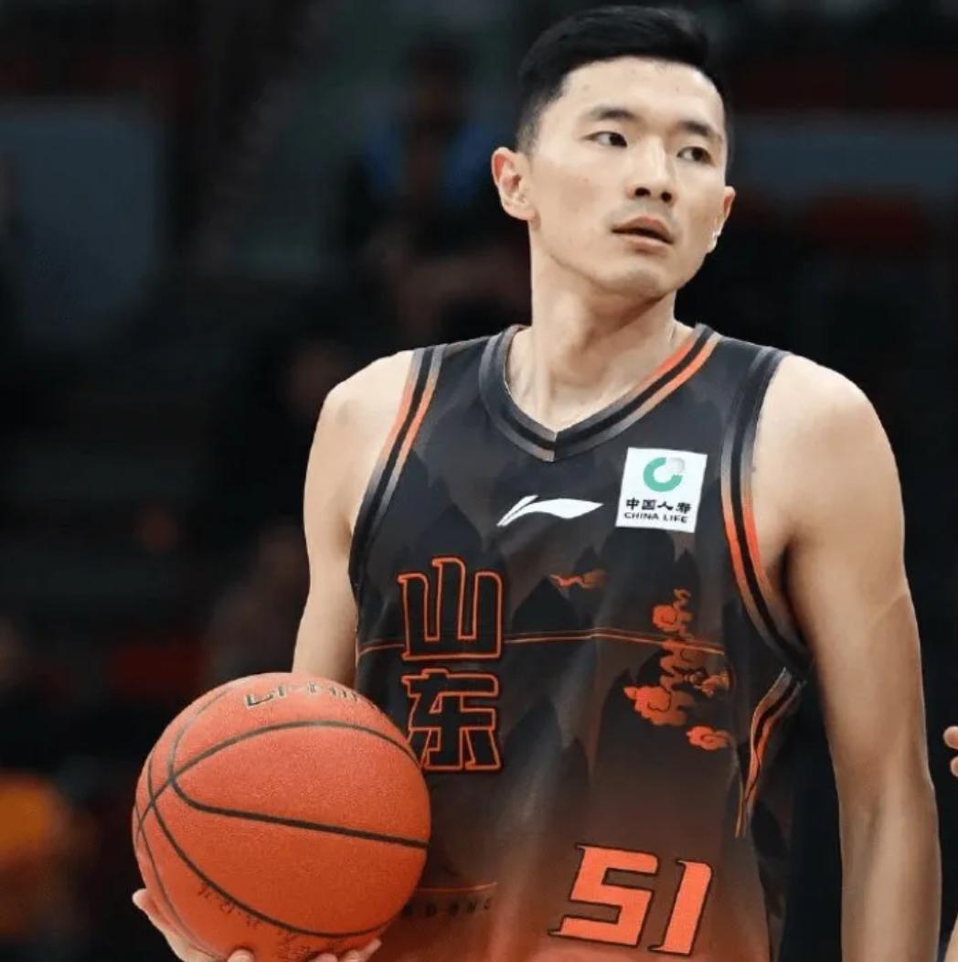 有一说一，今日曾凡博和陈林坚根本不在一个级别！！
 
陈林坚：本场比赛上场27分