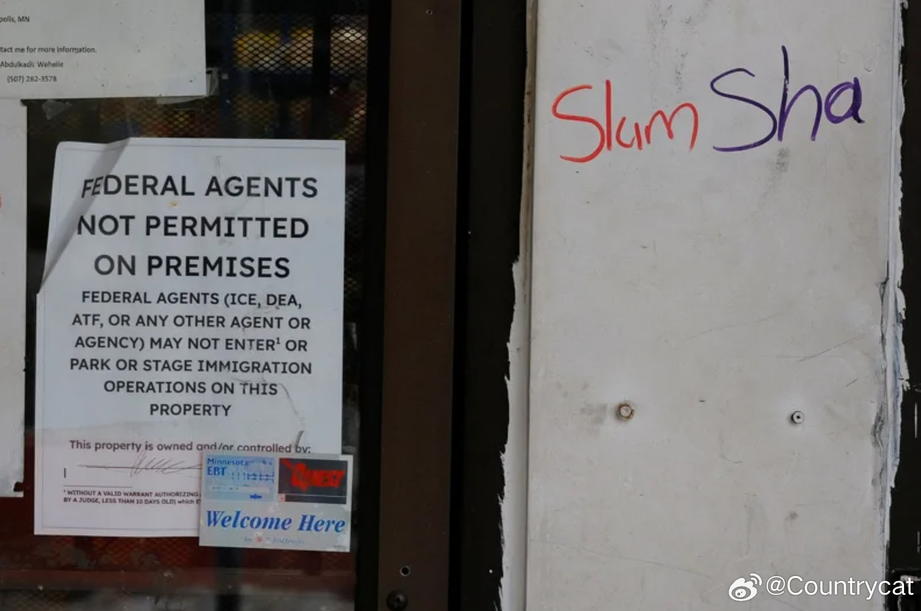 “亚裔住哪？”ICE挨家挨户盘查引发恐慌 海外新鲜事 随着美国副总统万斯（JD 