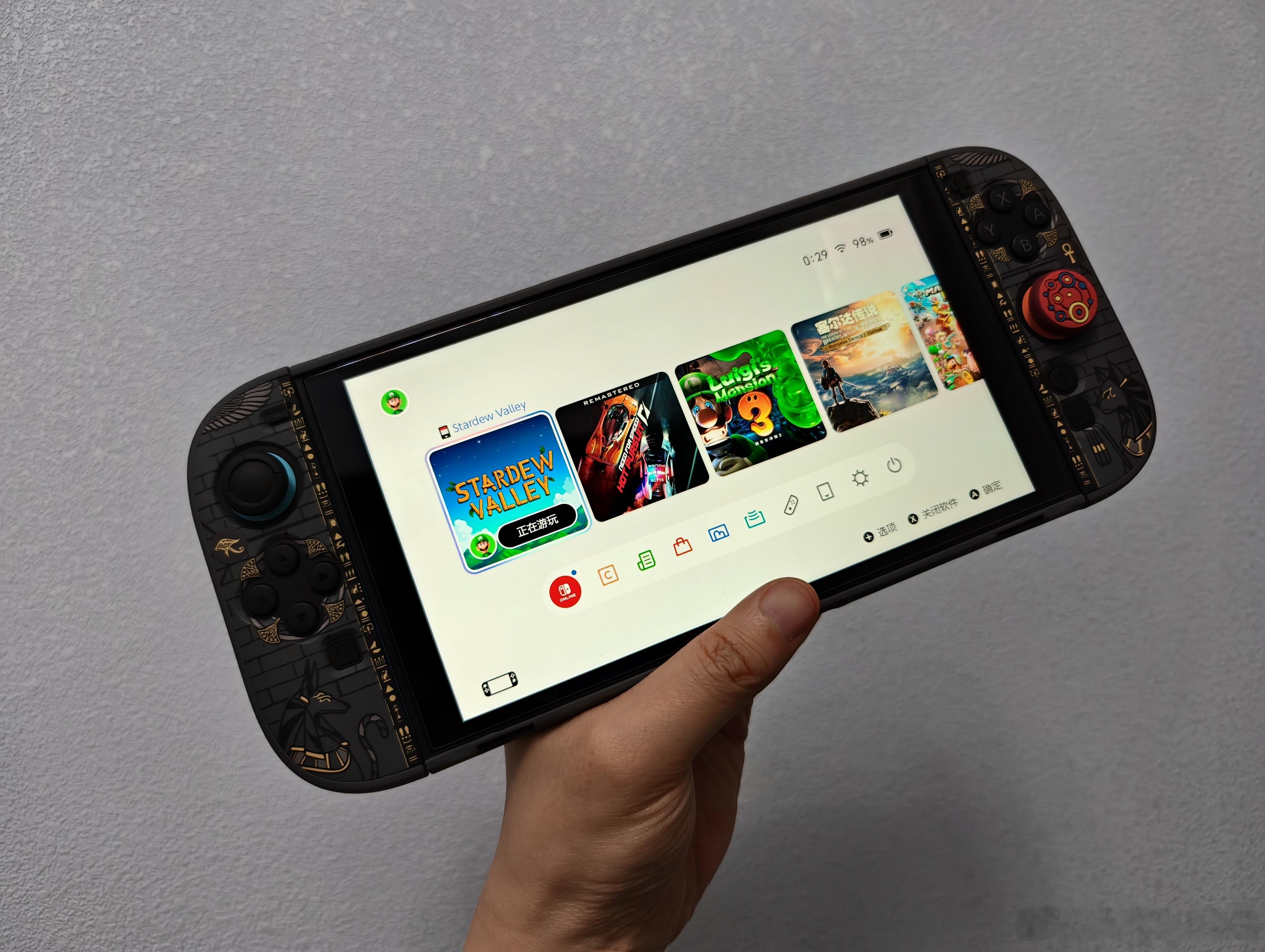 周末的快乐被Switch稳稳承包啦🎮！今天（2026-06-07 星期日）握着