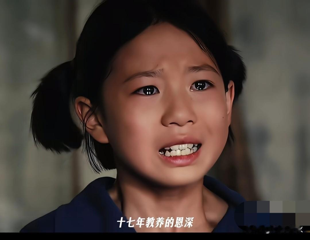 小青娥的表演可谓是此剧之精华
她的每个眼神和表情都很到位
那种无以言表的心中矛盾