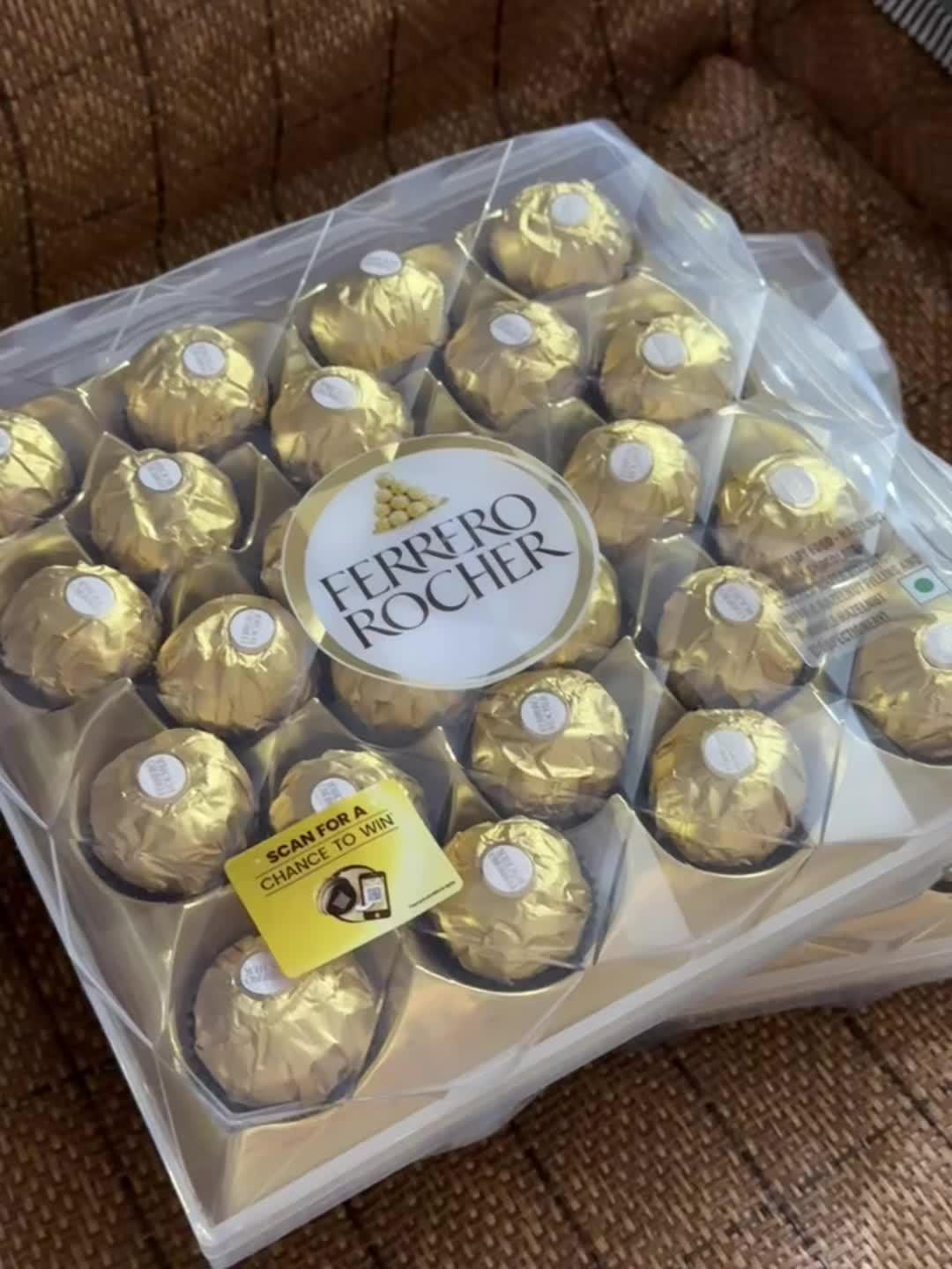 老妈刚买的年货 偷偷吃一个应该不会被发现吧👀